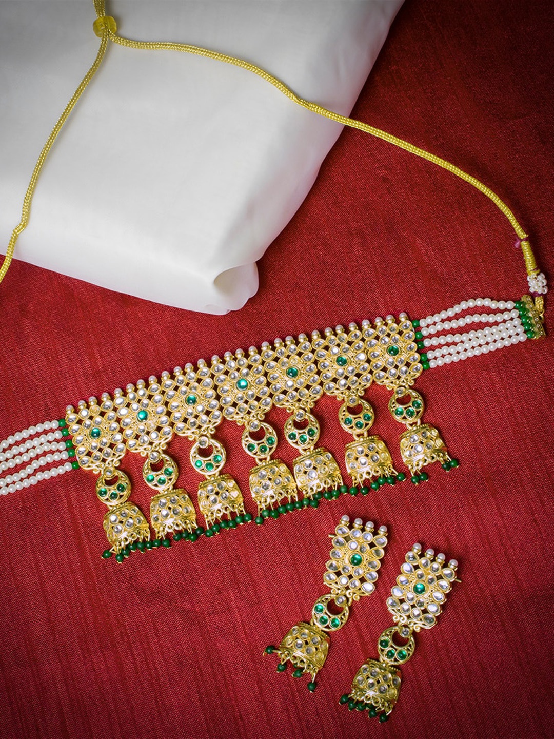 

MORKANTH JEWELLERY Gold-Plated White & Green Kundan-Studded Thread Jewellery Set