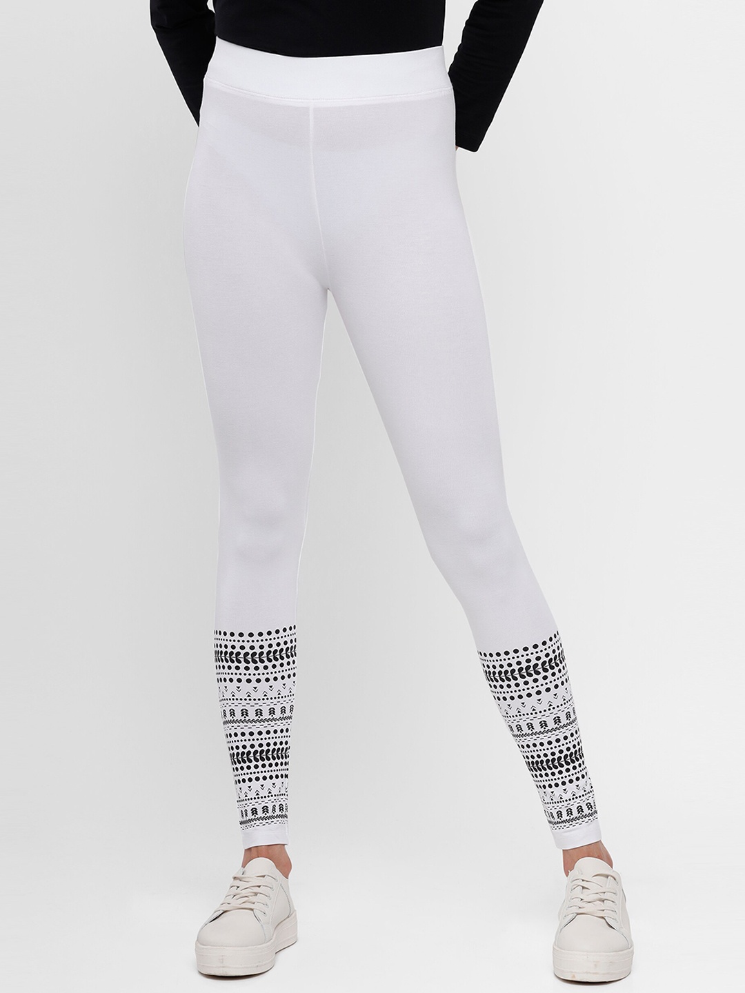

De Moza Women White Self-Design Hem Jaquard Ankle Length Leggings