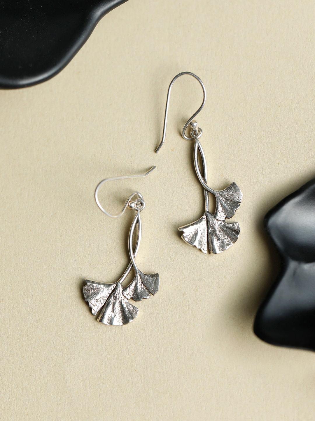 

SHEER by Priyaasi Woman 92.5 Sterling Silver Leaf Shaped Drop Earrings