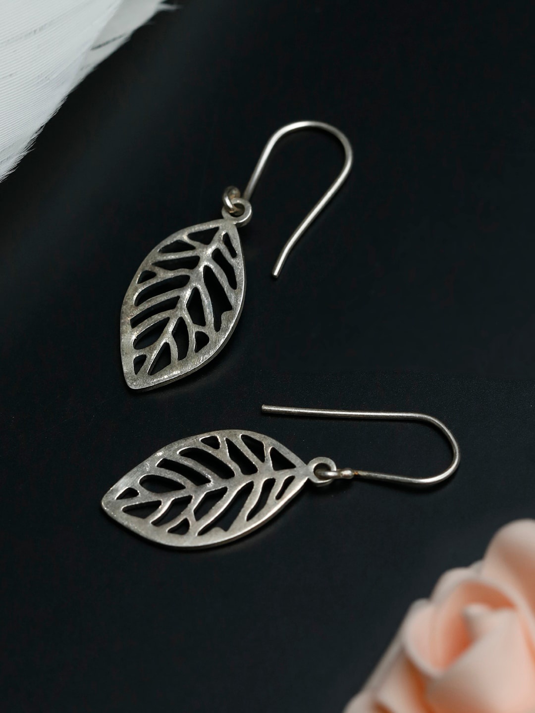 

SHEER by Priyaasi 92.5 Sterling Silver Leaf Shaped Drop Earrings