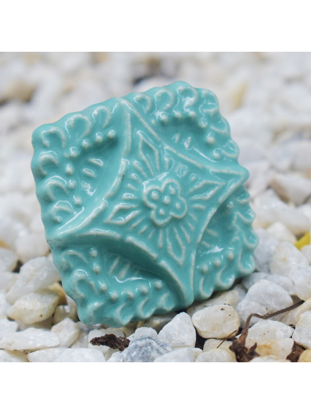 

The Decor Mart Set Of 4 Green Ceramic Decorative Knobs