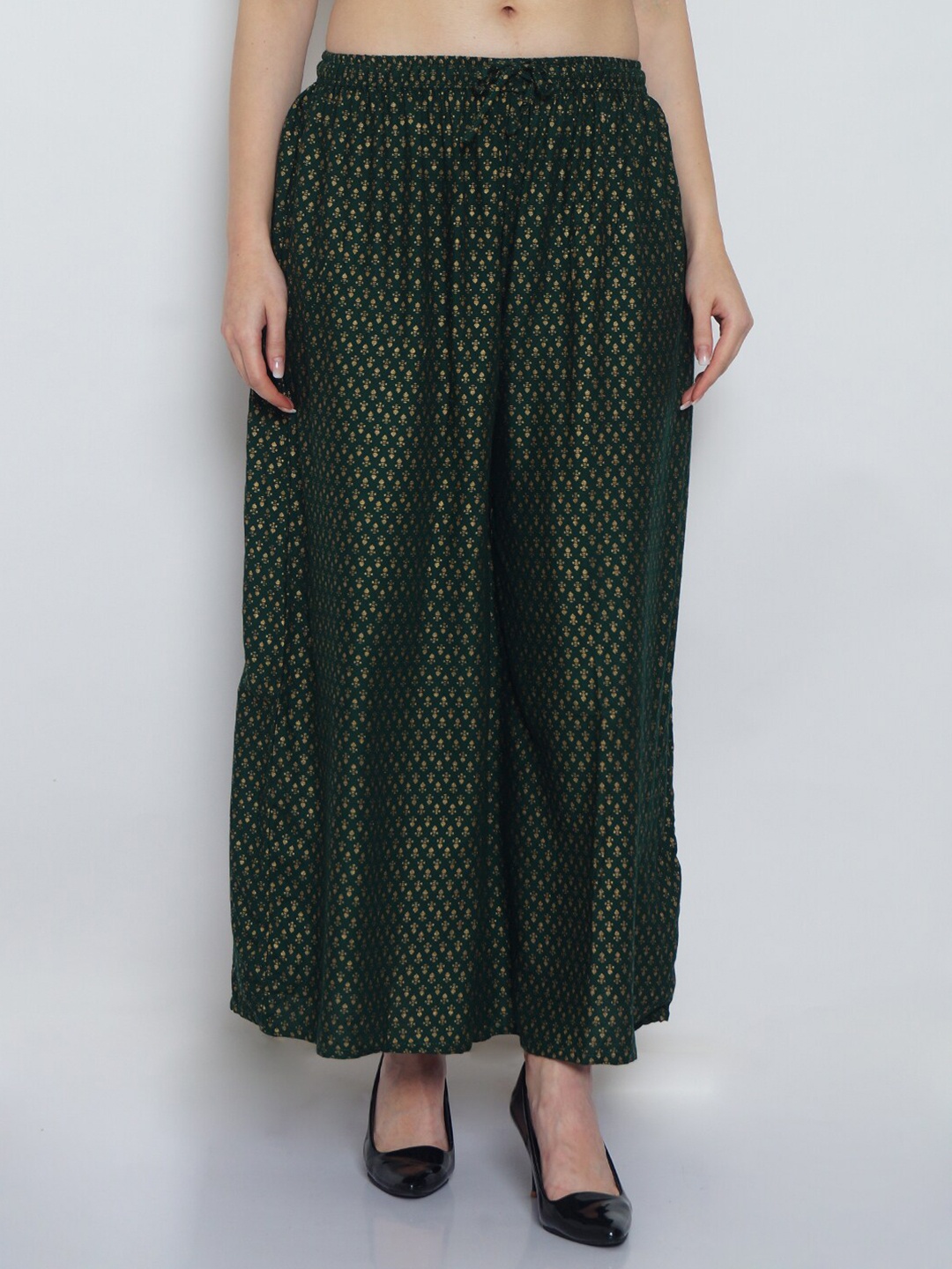 

GRACIT Women Green & Gold-Toned Ethnic Motifs Printed Knitted Palazzos