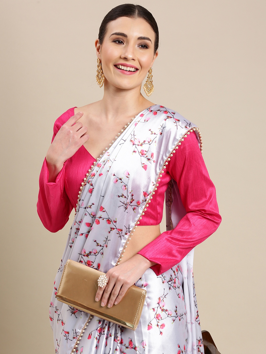 

LOOKNBOOK ART Grey & Pink Floral Saree