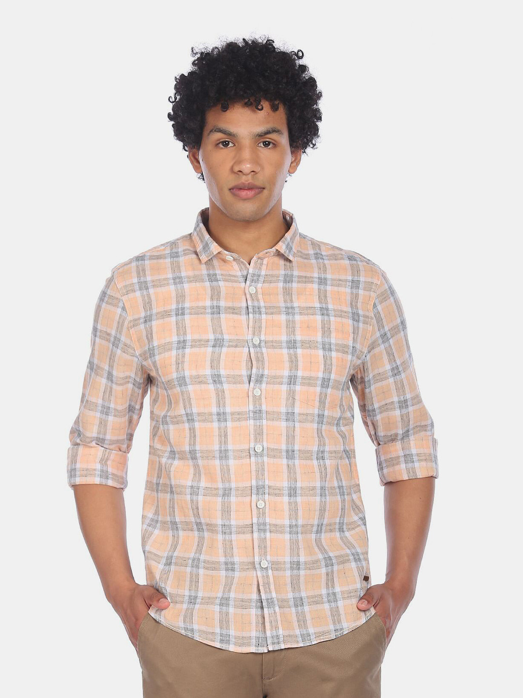 

Cherokee Men Beige & Black Checked Casual Shirt