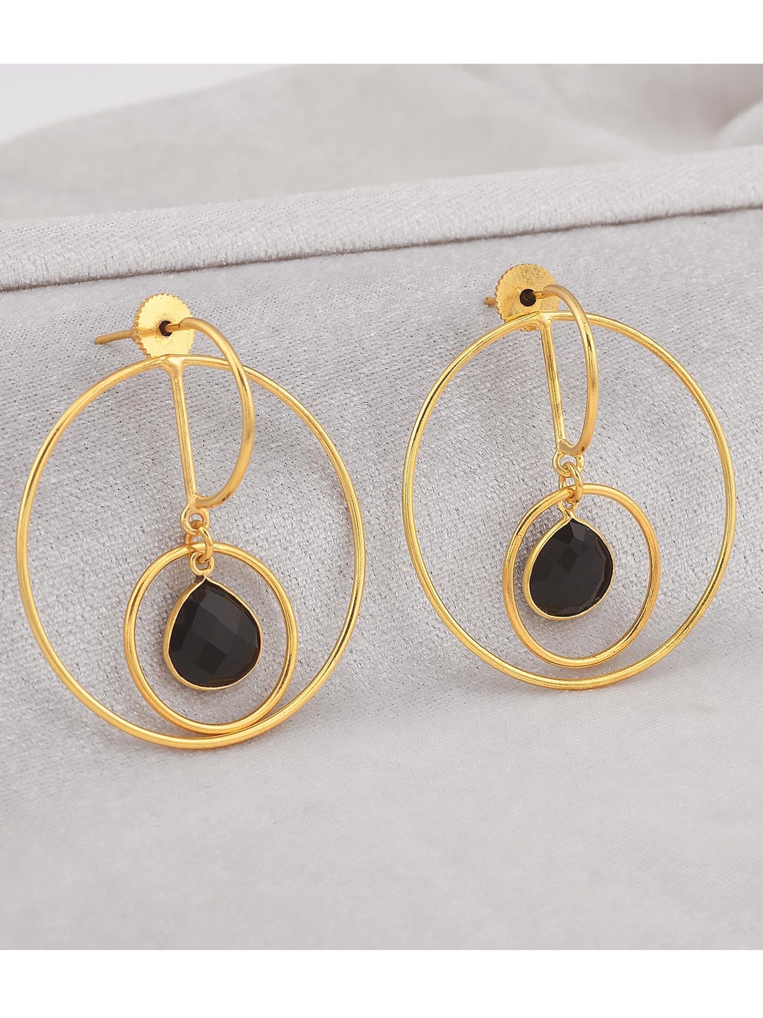 

Tistabene Gold-Toned & Black Contemporary Drop Earrings