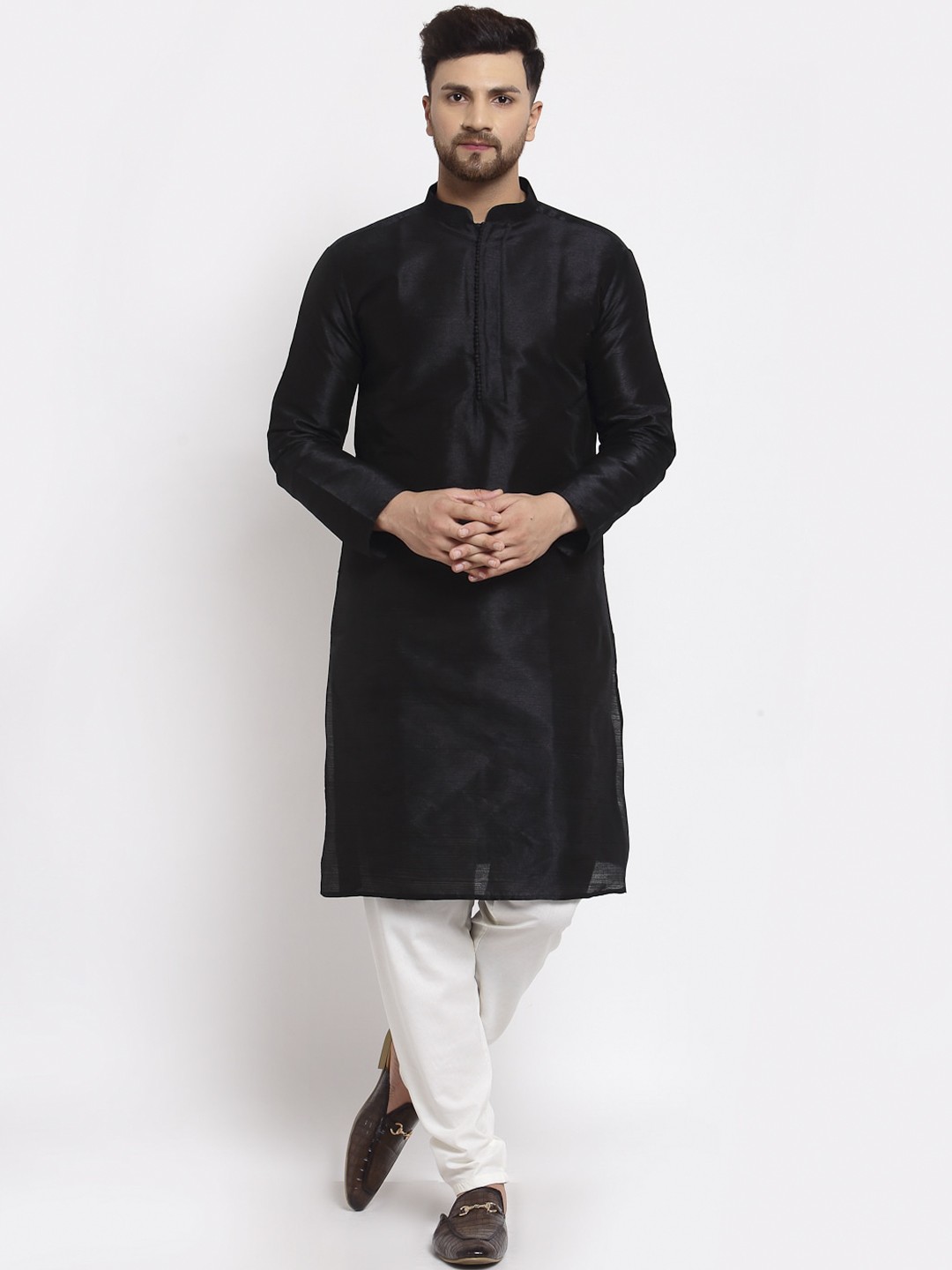 

MOHANLAL SONS Men Black Solid Mandarin Collar Dupion Silk Straight Kurta