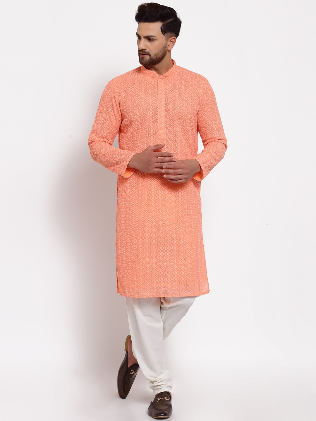 

MOHANLAL SONS Men Peach-Coloured Floral Embroidered Georgette Straight Kurta