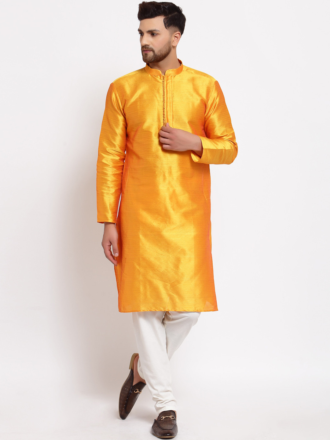 

MOHANLAL SONS Men Mustard Yellow Solid Mandarin Collar Dupion Silk Straight Kurta