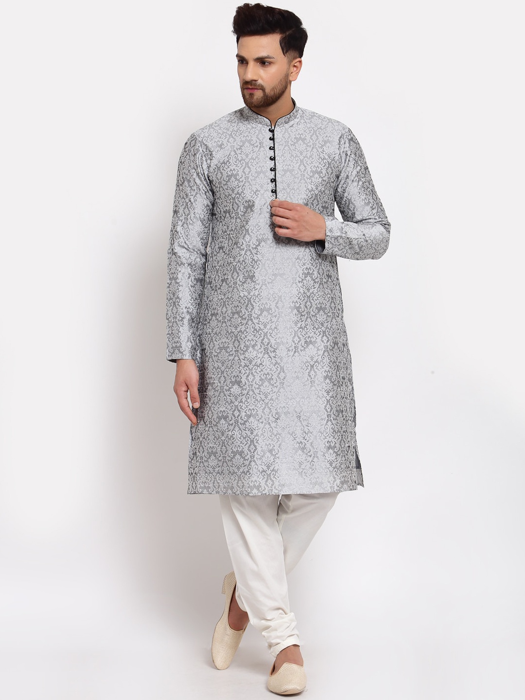 

MOHANLAL SONS Men Grey Geometric Thread Work Kurta
