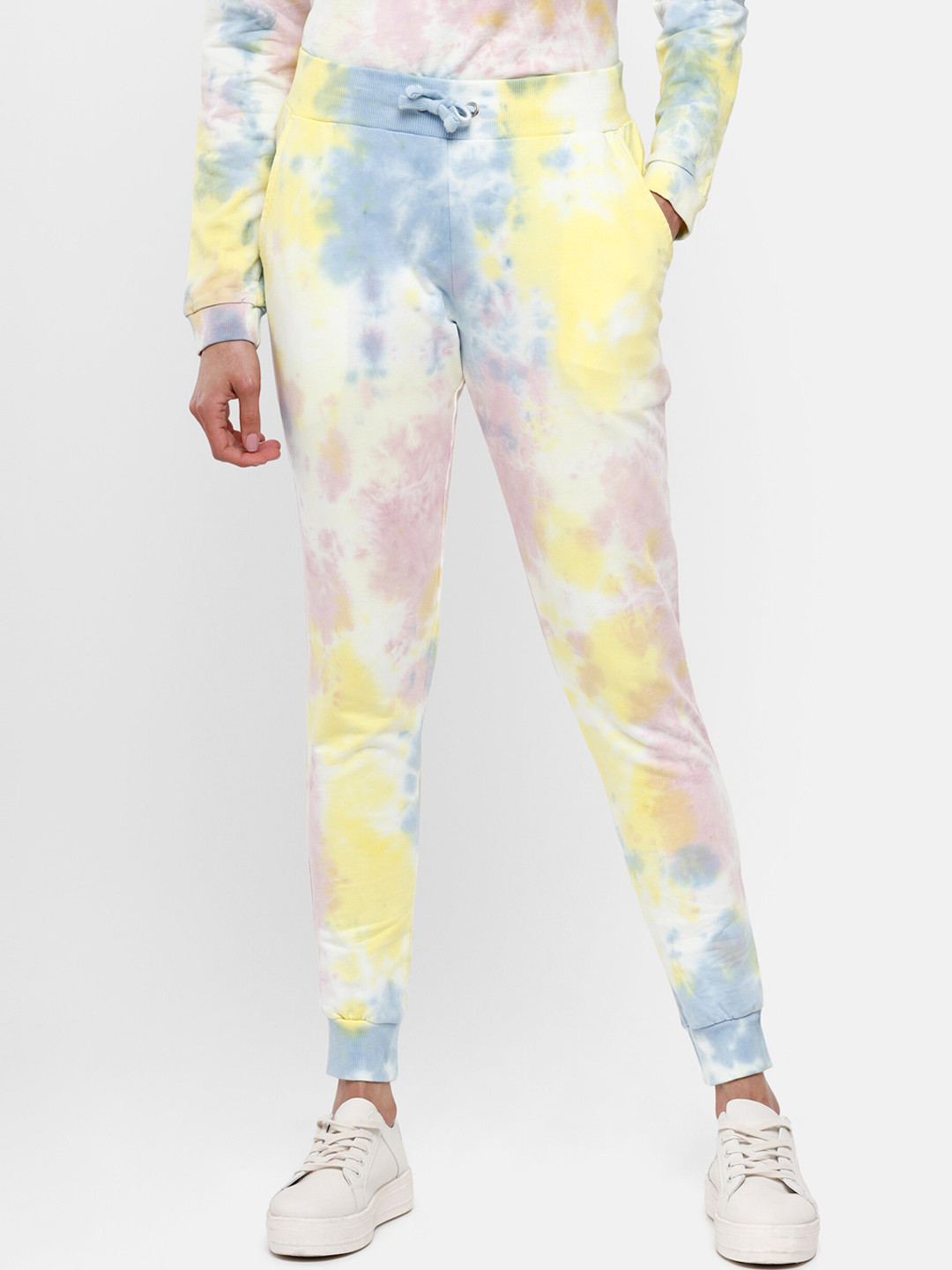 

De Moza Women Yellow & Blue Tie and Dye Printed Relaxed-Fit Pure Cotton Winter Joggers