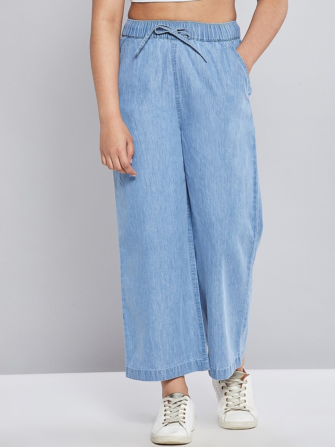 

Noh.Voh - SASSAFRAS Kids Girls Blue Cotton Solid Loose Fit Mid-Rise Trousers