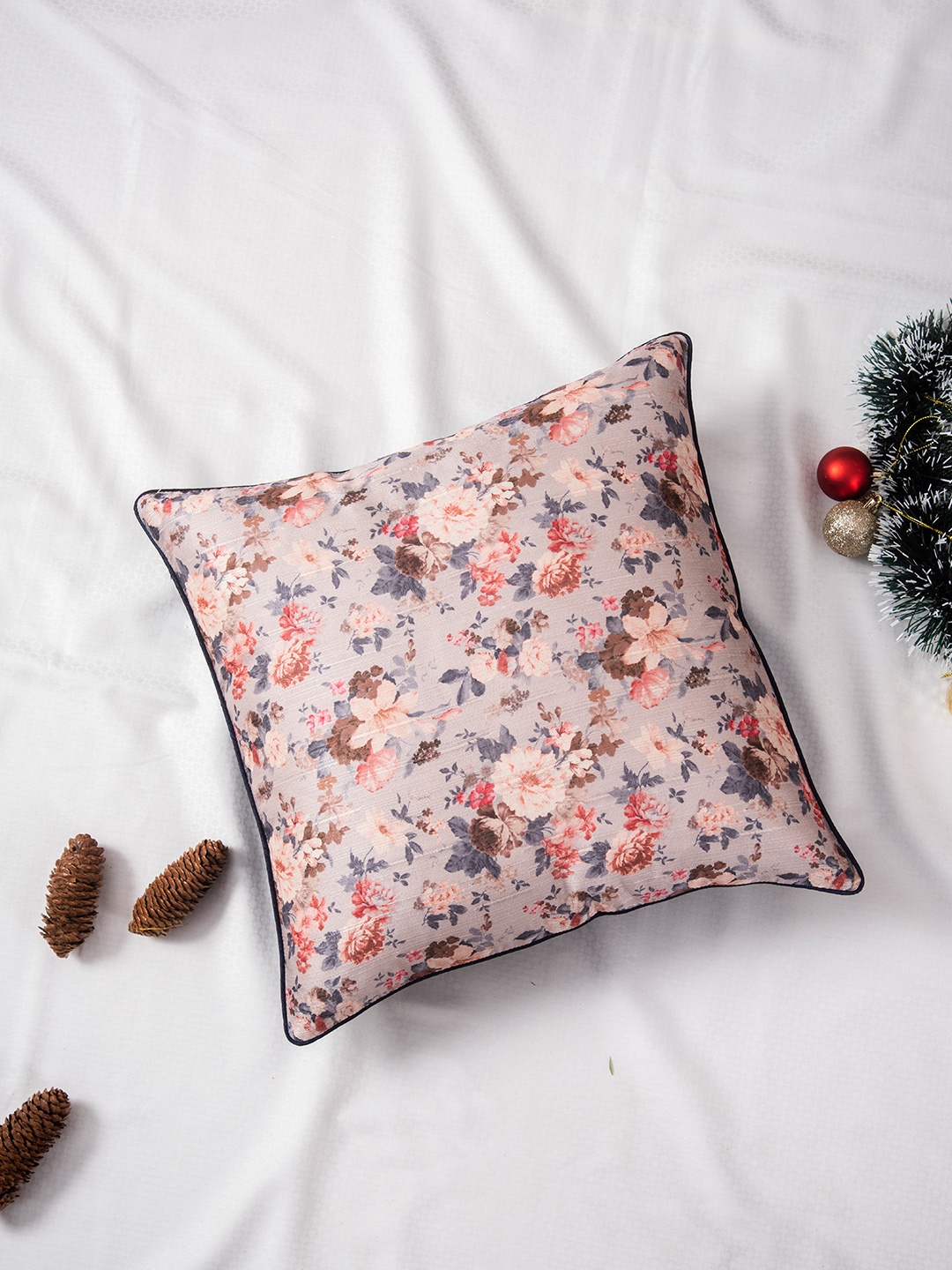 

nestroots Grey & Pink Floral Square Cushion Covers
