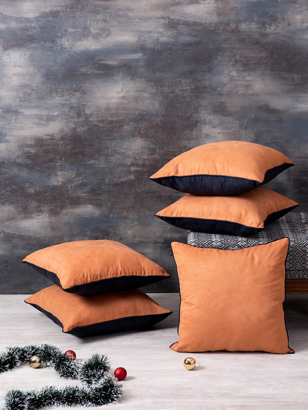 

nestroots Orange & Navy Blue Set of 5 Square Cushion Covers