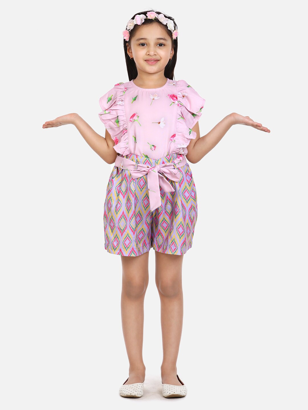 

LilPicks Girls Pink Printed Top with Shorts