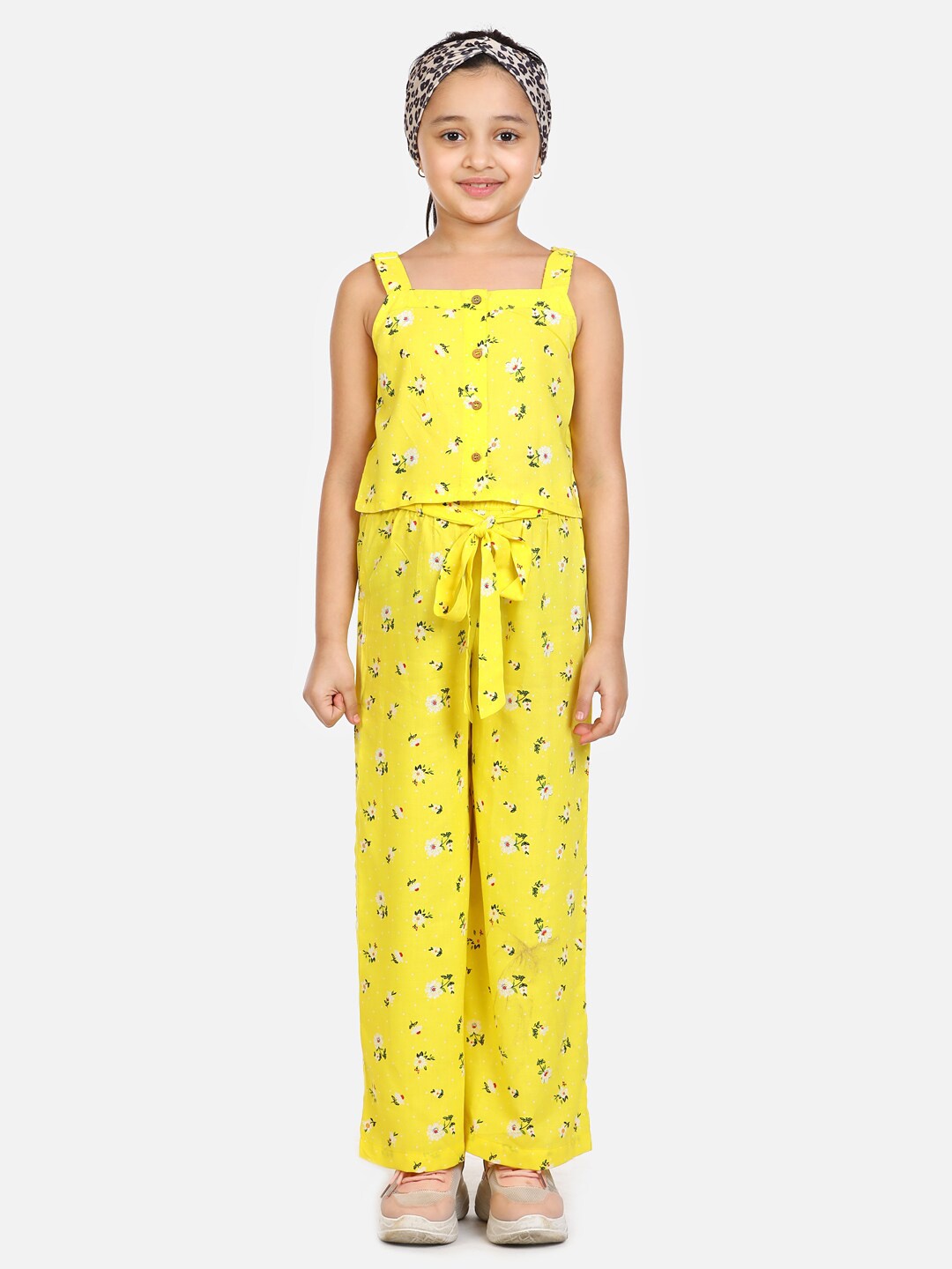 

LilPicks Girls Yellow Floral Printed Top With Trousers & Fabric Belt
