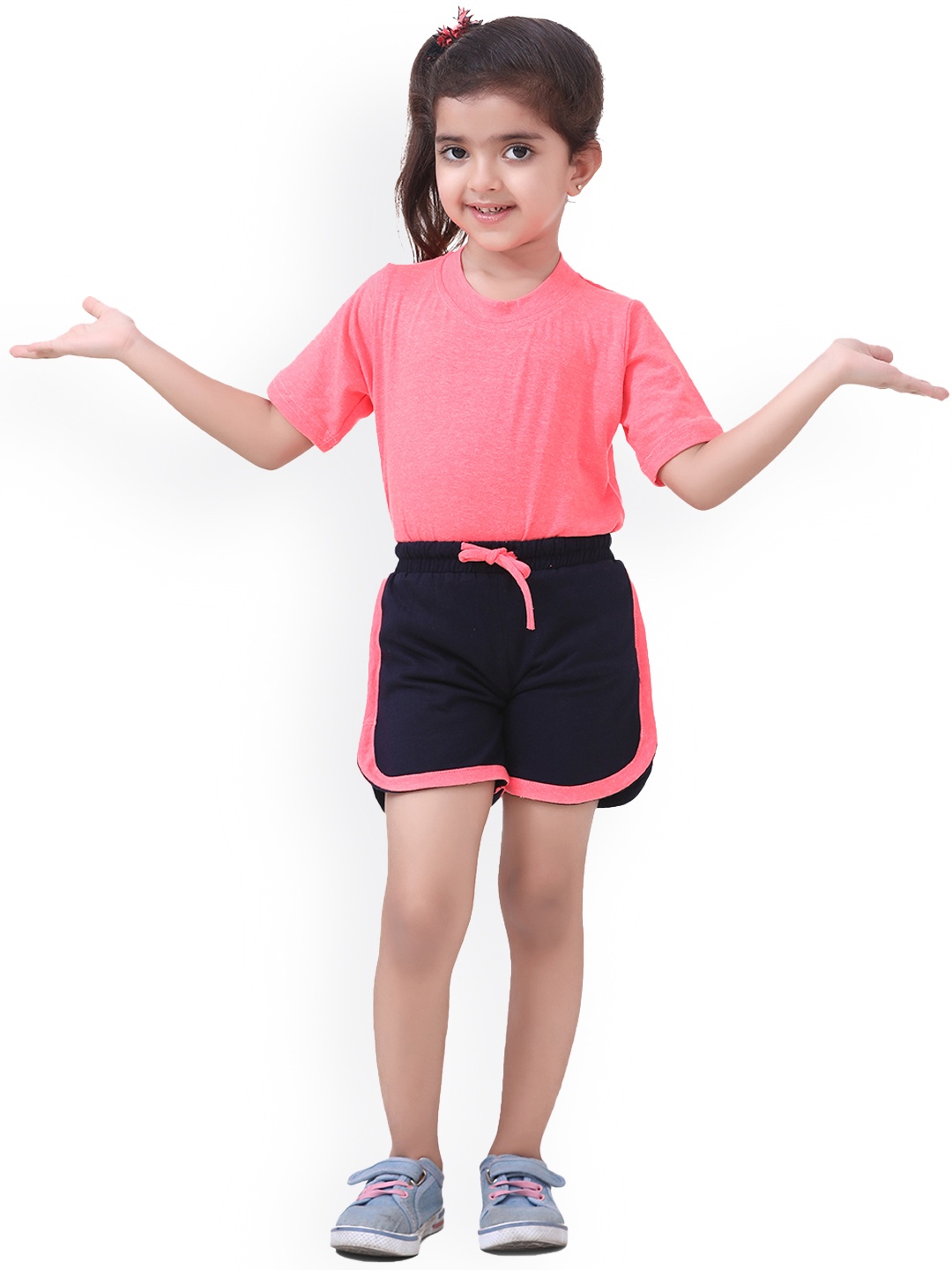 

LilPicks Girls Neon Pink & Black Solid T-shirt With Shorts