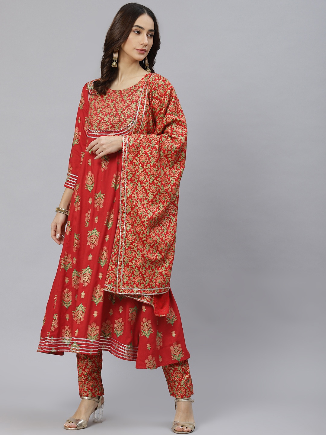 

Ives Women Red Floral Printed Panelled Gotta Patti Kurta with Trousers & Dupatta