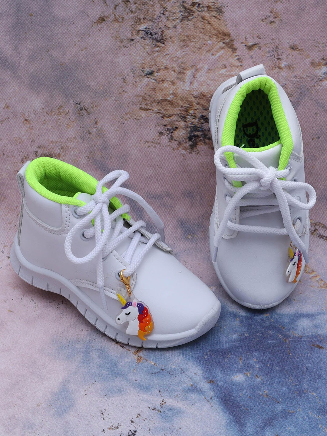 

DChica Girls White Solid Mid-Top Sneakers