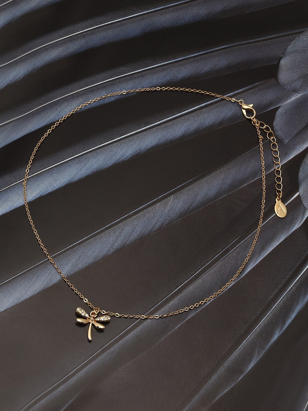 

Accessorize London Women Dragonfly Necklace, Gold