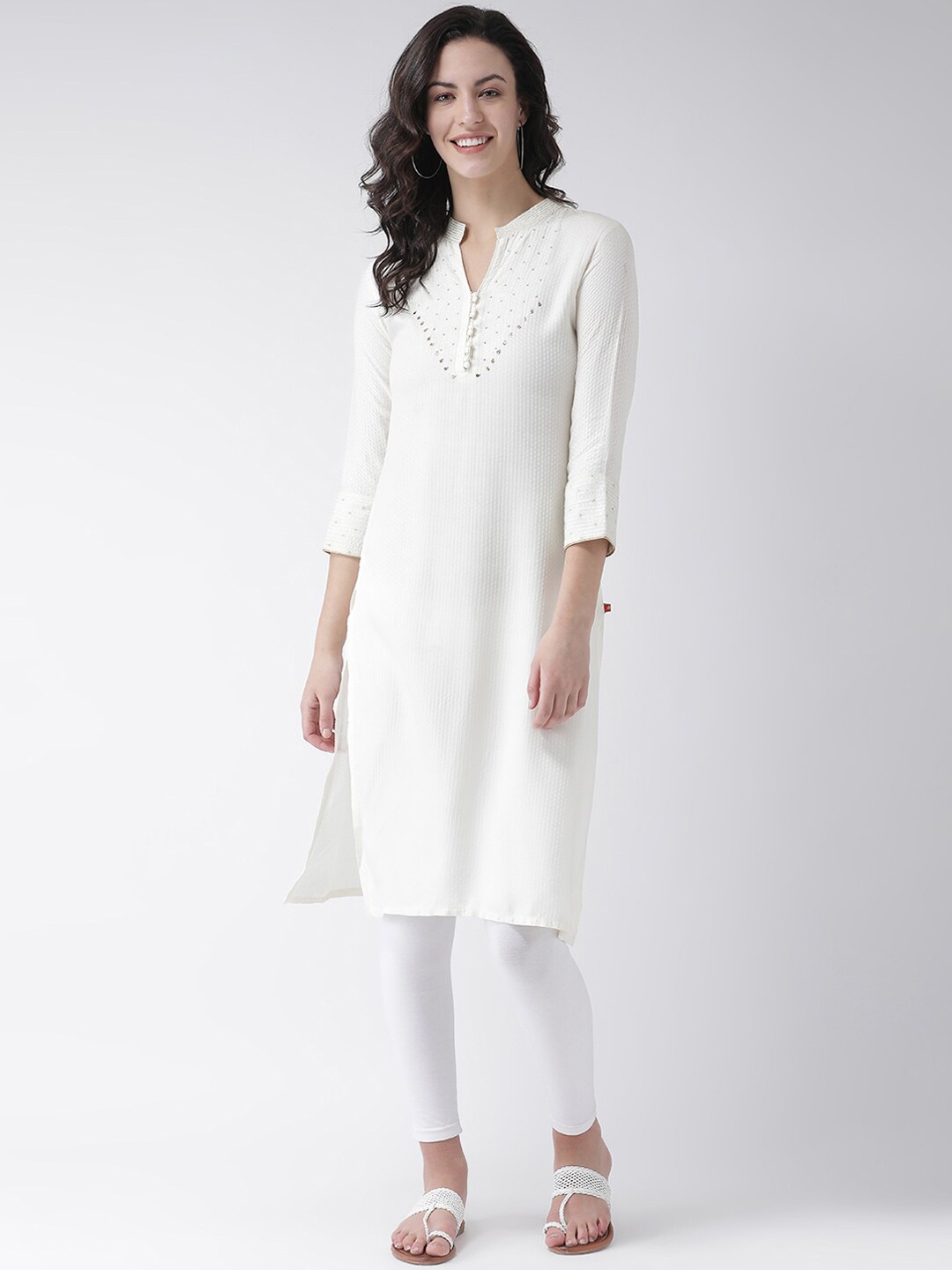

Span Woman Off White Yoke Design Thread Work Kurta