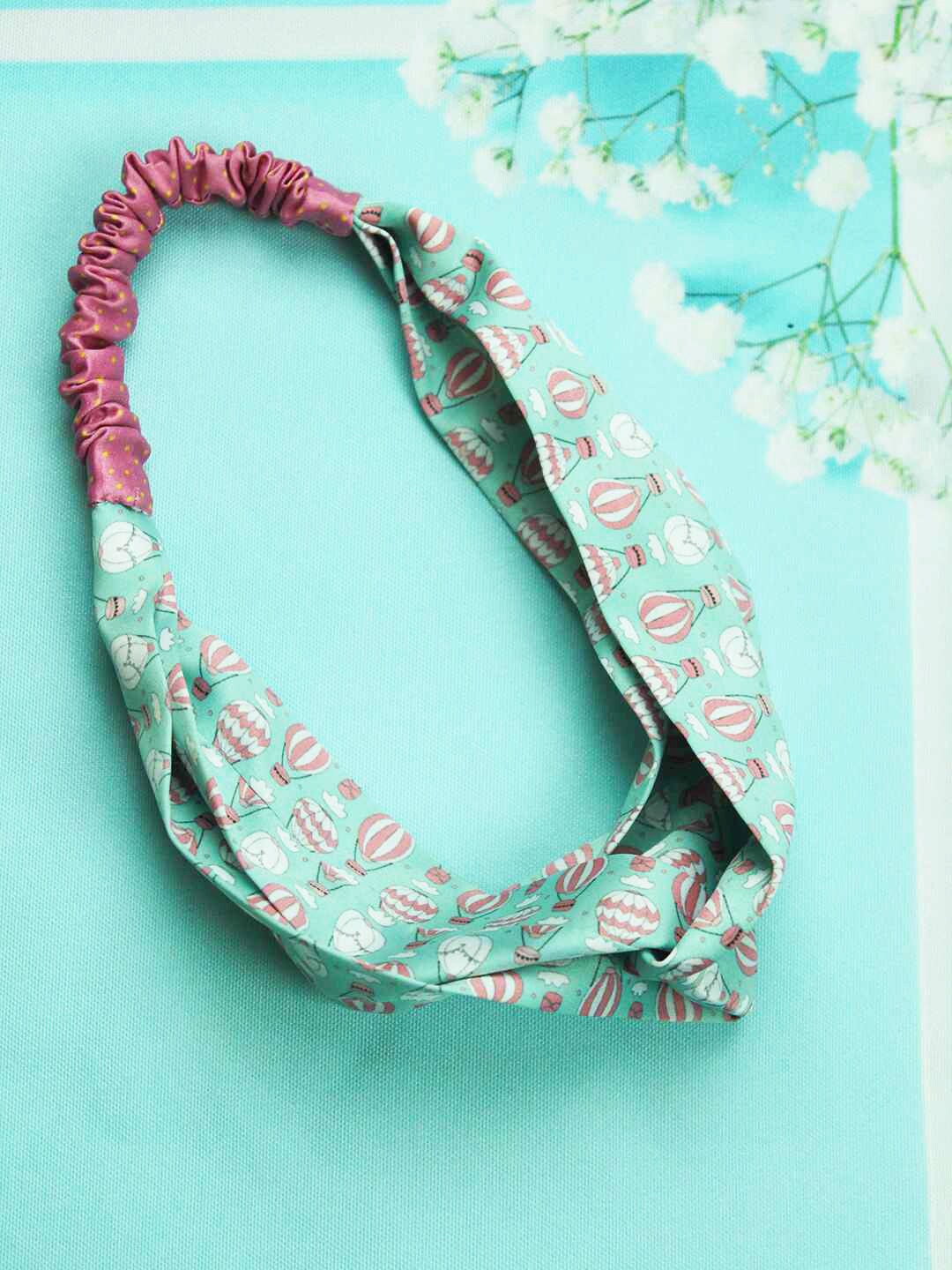 

Tossido Women Green & Mauve Hairband
