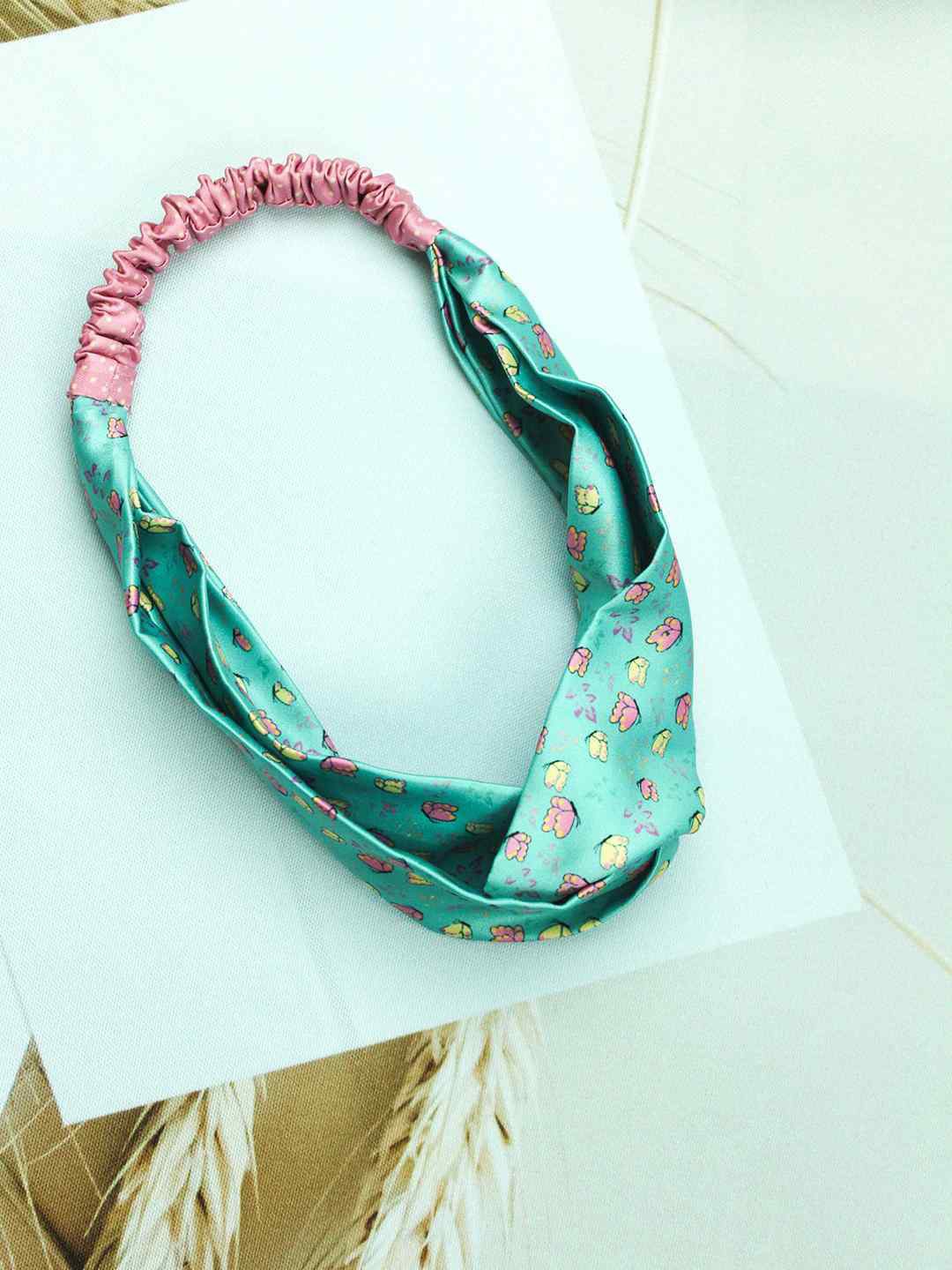 

Tossido Women Green & Pink Criss-Cross Top Hairband