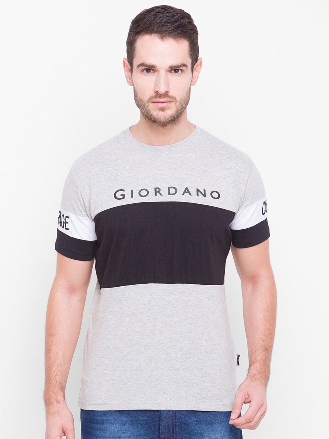 

GIORDANO Men Grey & Black Colourblocked Cotton Slim Fit T-shirt