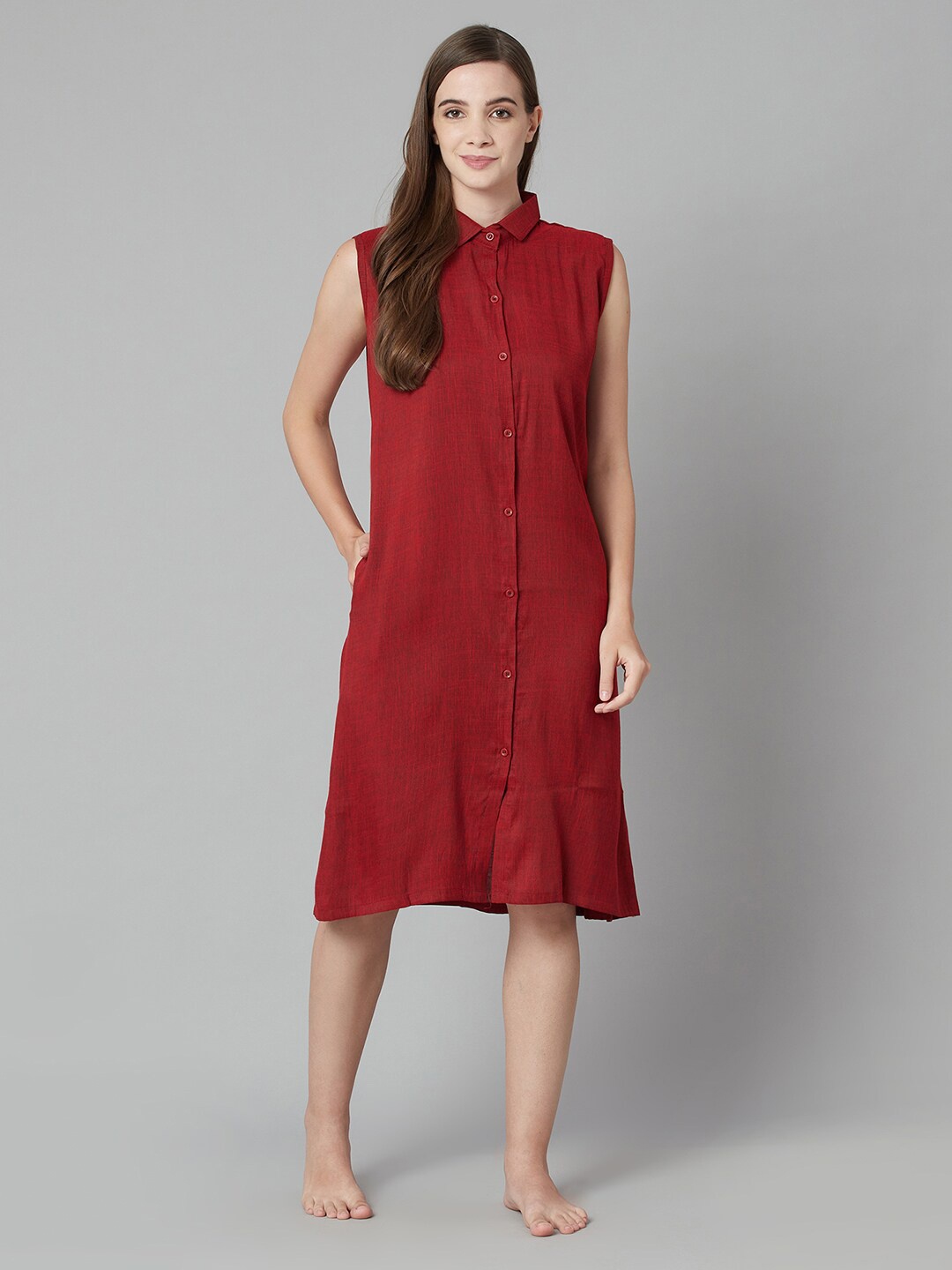 

TRUNDZ Women Maroon Nightdress