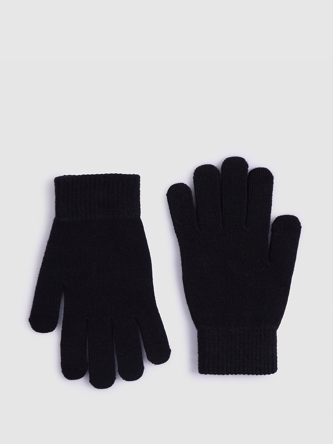 

Jack & Jones Men Black Solid Gloves