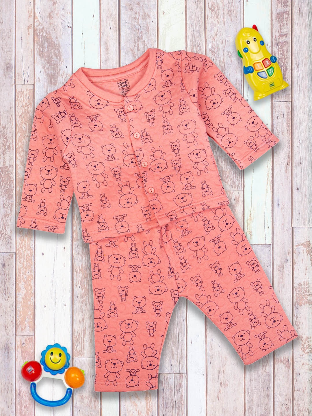 

MeeMee Girls Peach-Coloured & Black Printed Pure Cotton Night suit