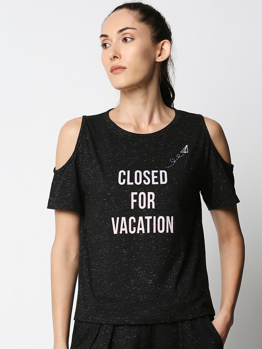 

Tuna London Women Black & White Printed Tracksuit