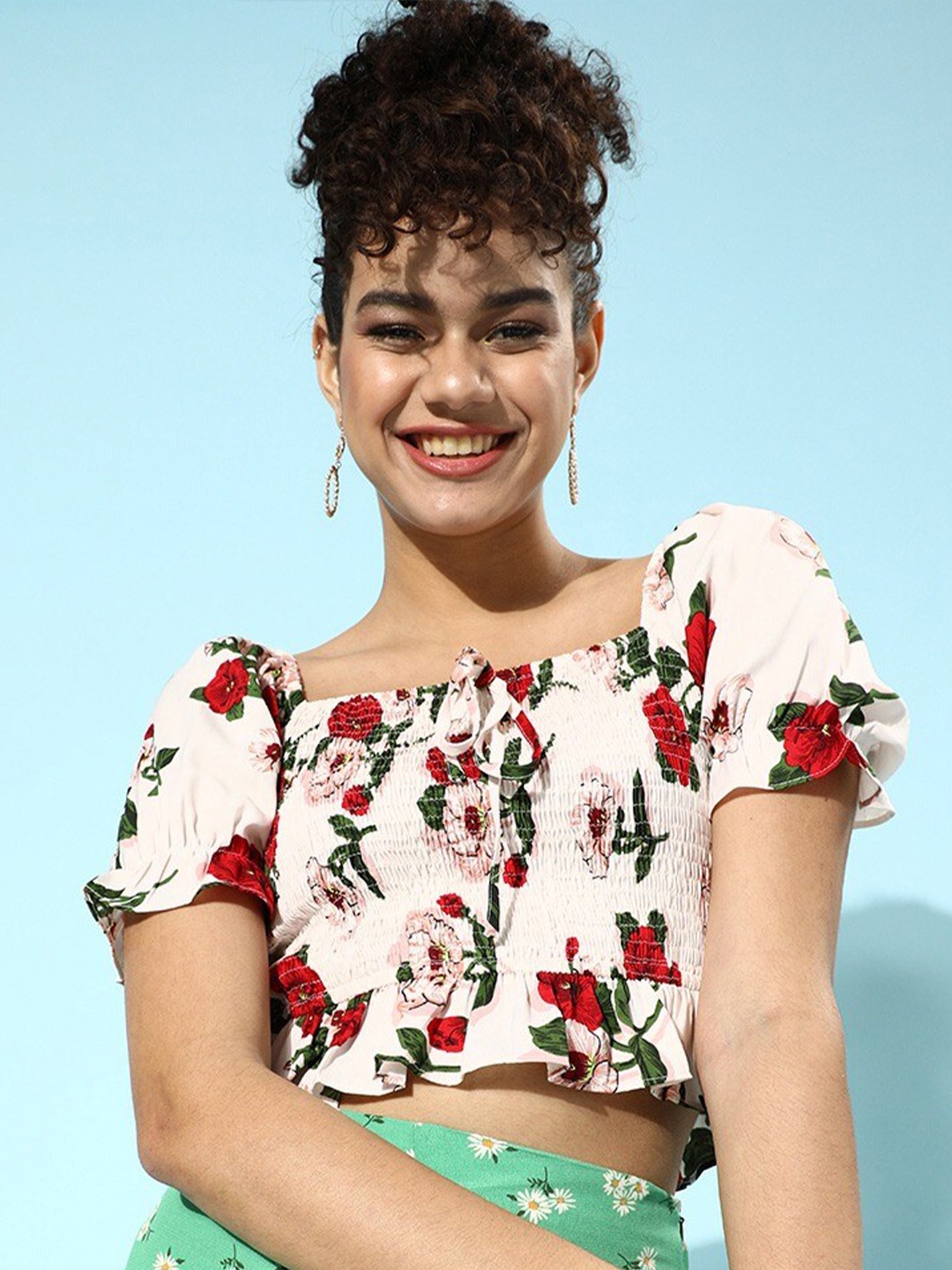 

Berrylush Woman White Floral Print Crepe Bardot Top