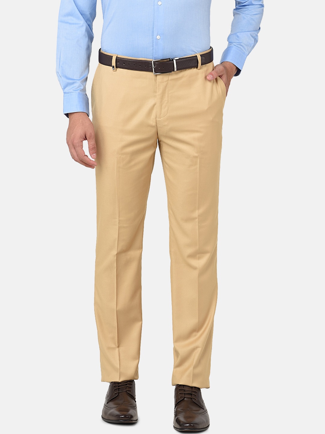 

Oxemberg Men Beige Smart Slim Fit Wrinkle Free Trousers