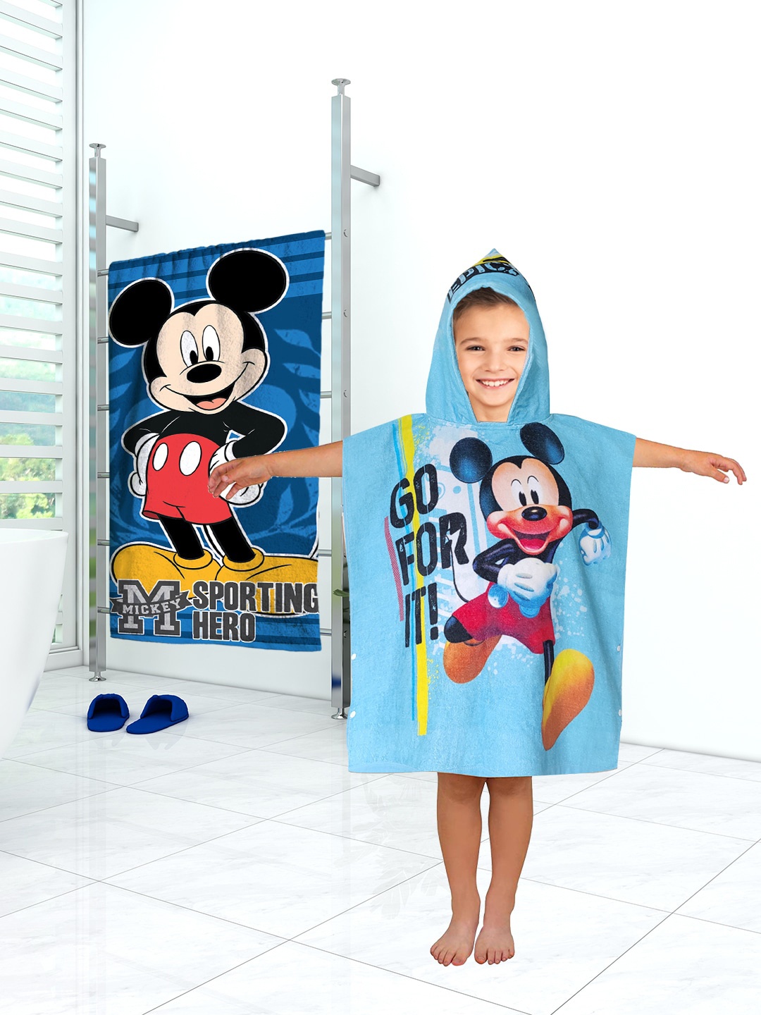 

Disney Pack of 2 Kids Mickey Mouse Printed Hooded Bath Towel, Turquoise blue