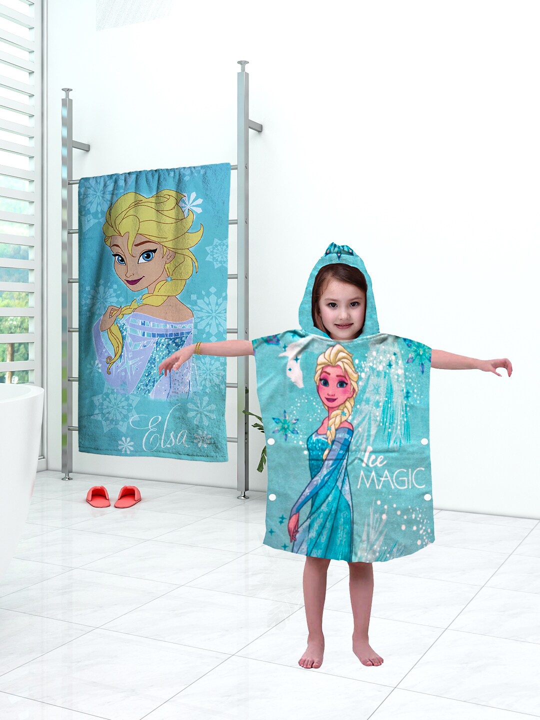 

Disney Kids Set Of 2 Multicoloured Athom Living Frozen Hooded & Bath Towel, Multi