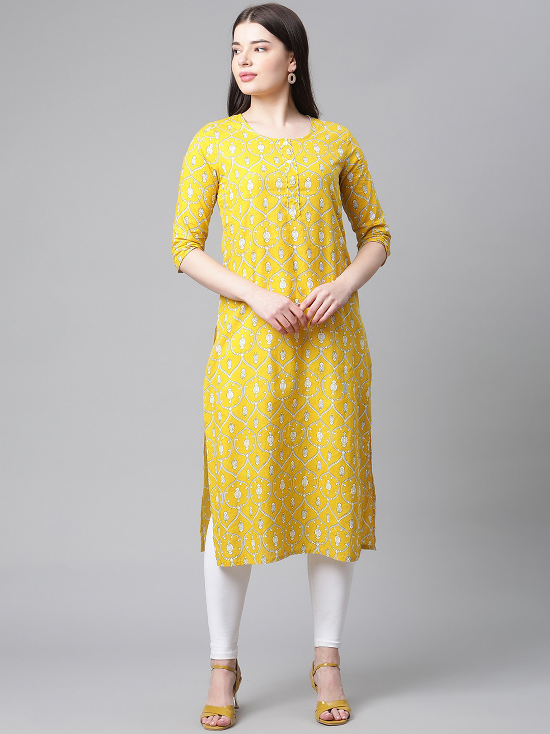 

Sringam Women Yellow & White Cotton Ethnic Motifs Screen Print Straight Kurta