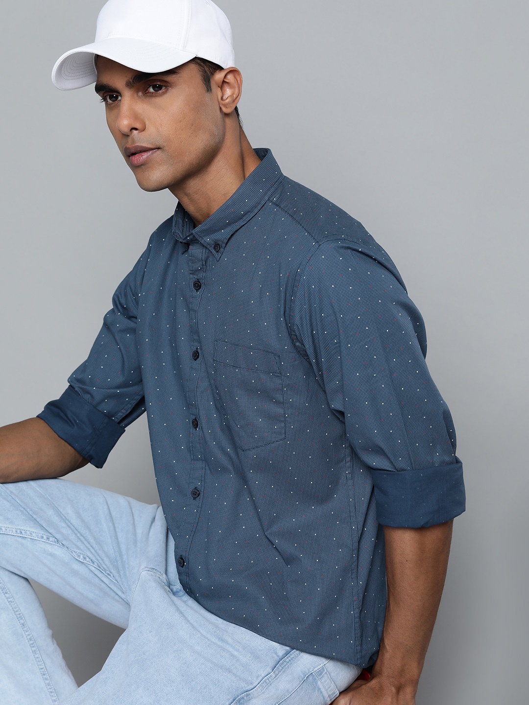 

Harvard Men Pure Cotton Navy Blue Printed Casual Shirt