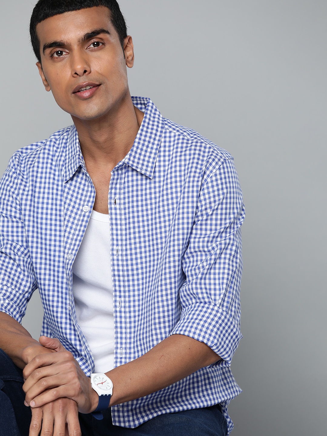 

Harvard Men Blue & White Pure Cotton Checked Casual Shirt