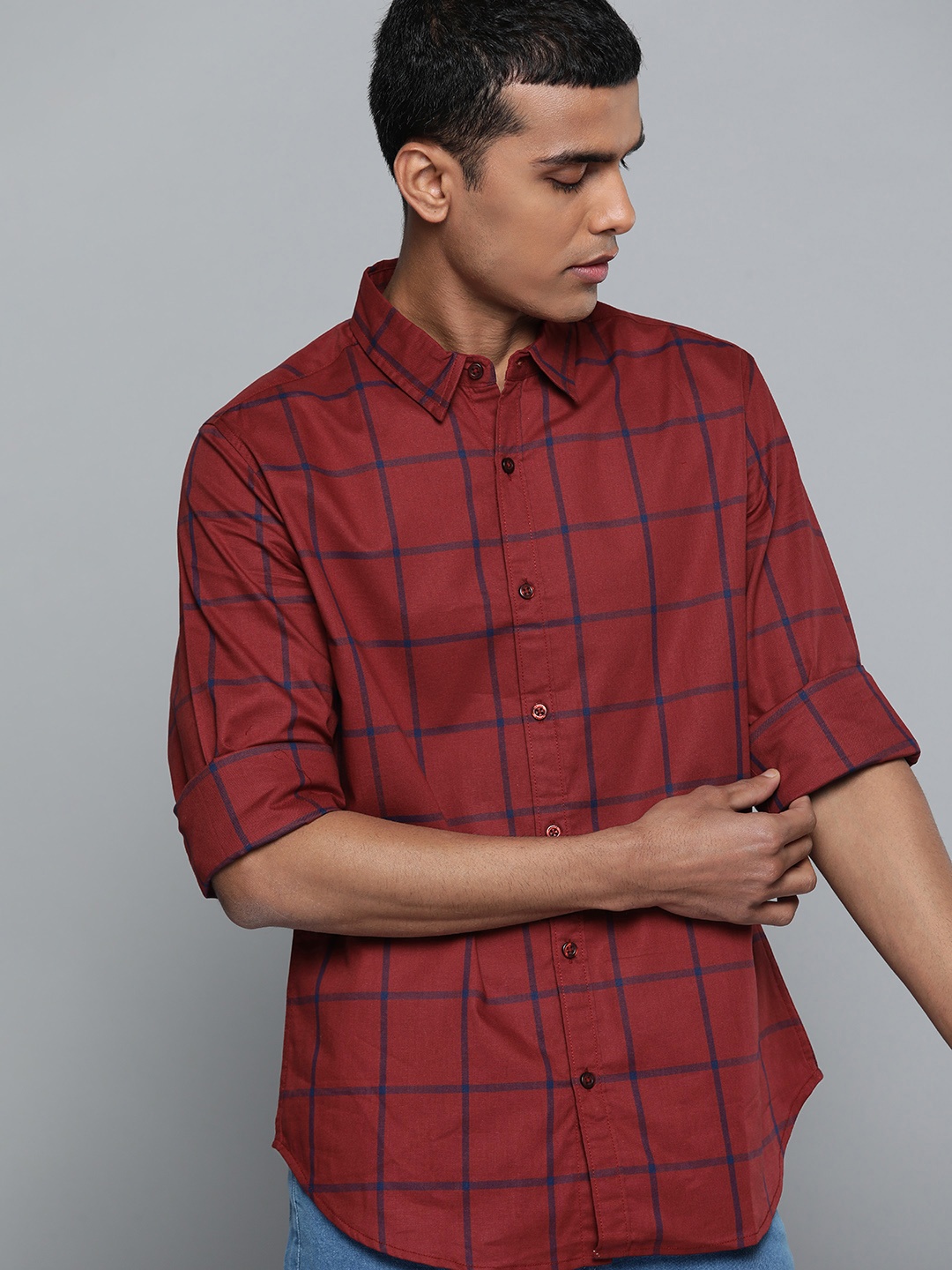 

Harvard Men Red Pure Cotton Classic Fit Checked Casual Shirt