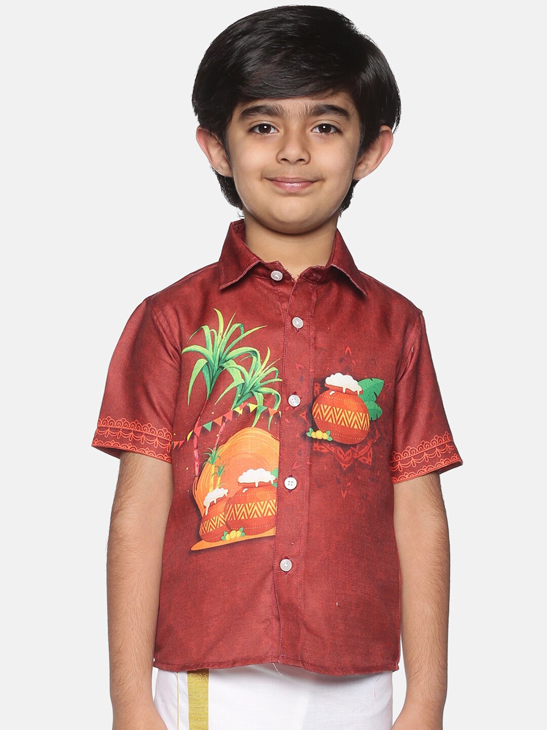 

Sethukrishna Boys Maroon & Green Printed Shirt