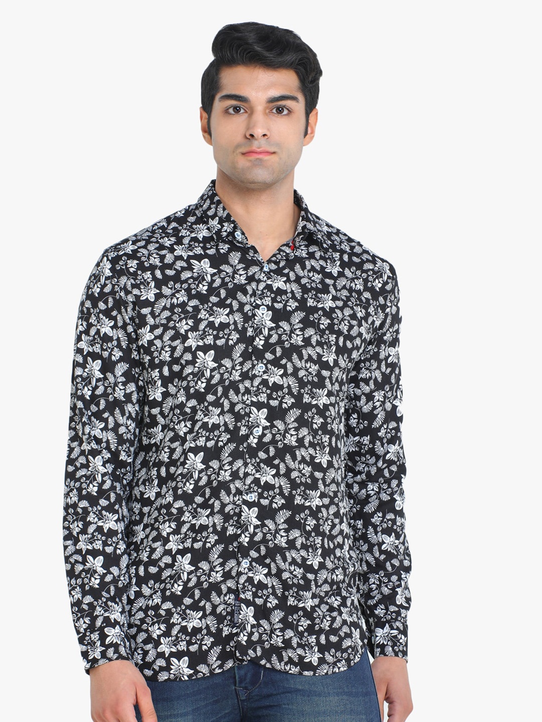 

COLVYNHARRIS JEANS Men Black Slim Fit Floral Print Casual Shirt