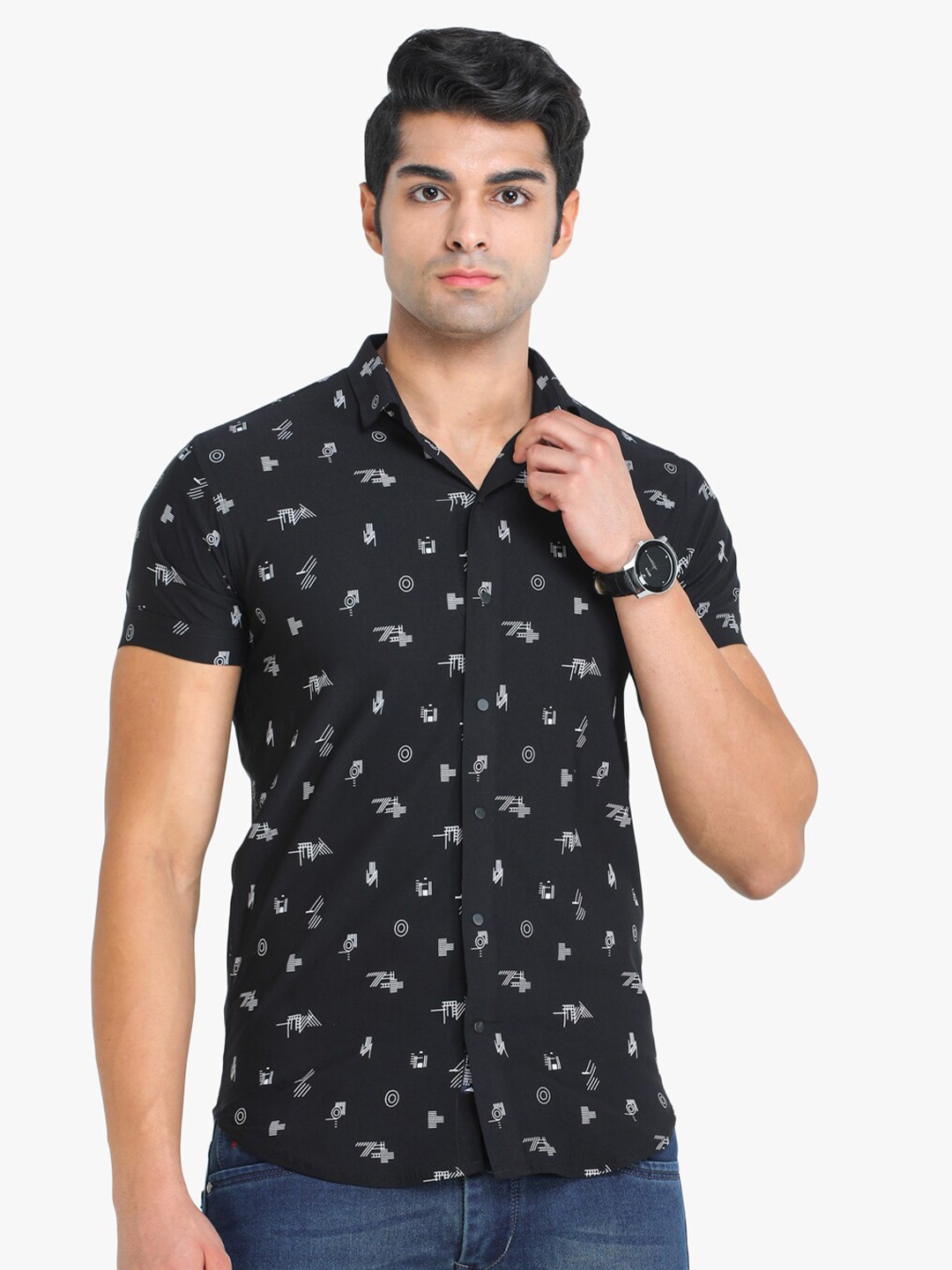 

COLVYNHARRIS JEANS Men Black Slim Fit Printed Casual Shirt