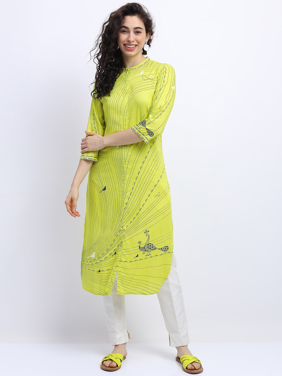 

Vishudh Women Lime Green Abstract Print Straight Kurta