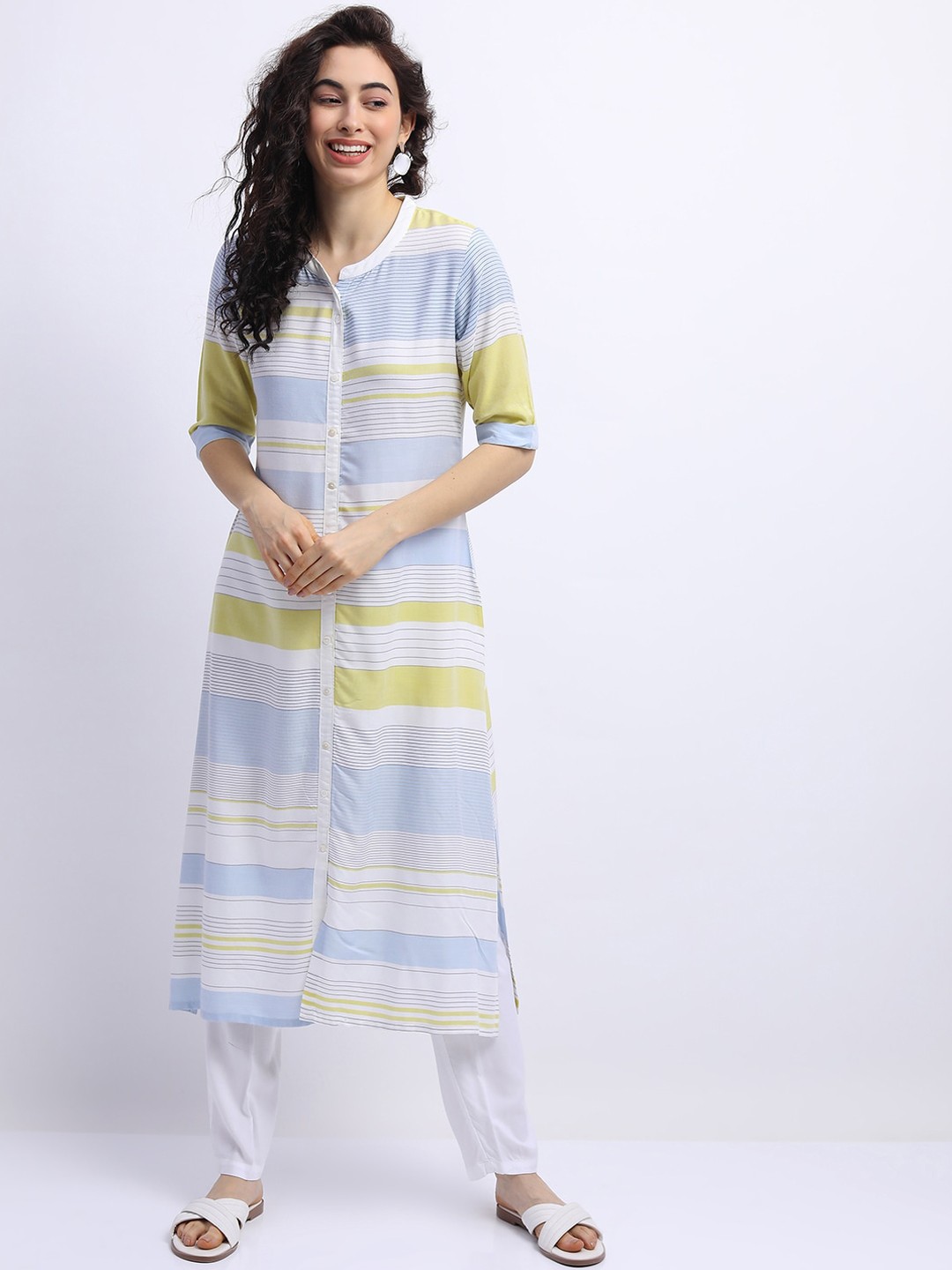 

Vishudh Women Blue & Lime Green Striped Kurta