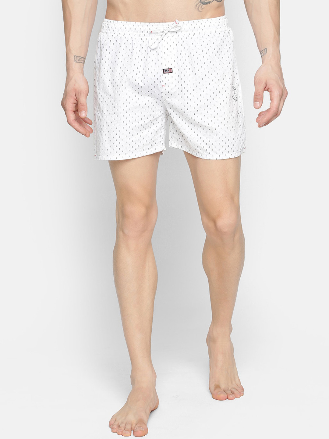 

V2 Value & Variety Men White & Black Printed Boxers - 1114055999001