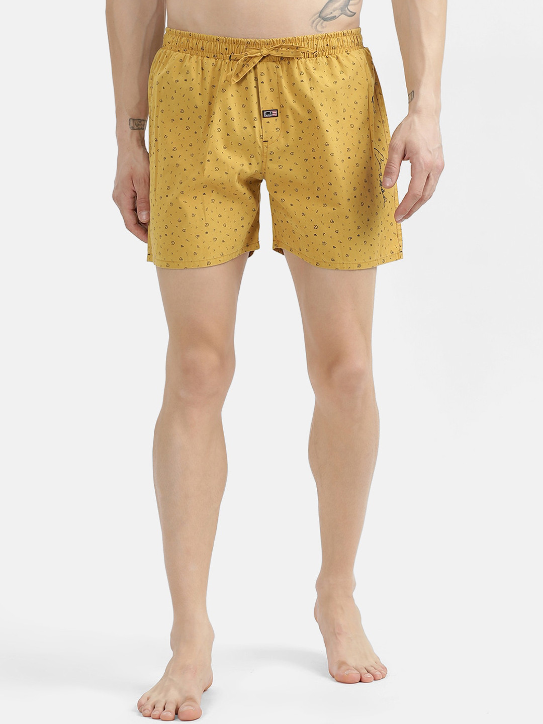 

V2 Value & Variety Men Mustard Printed Boxers 1114056579006