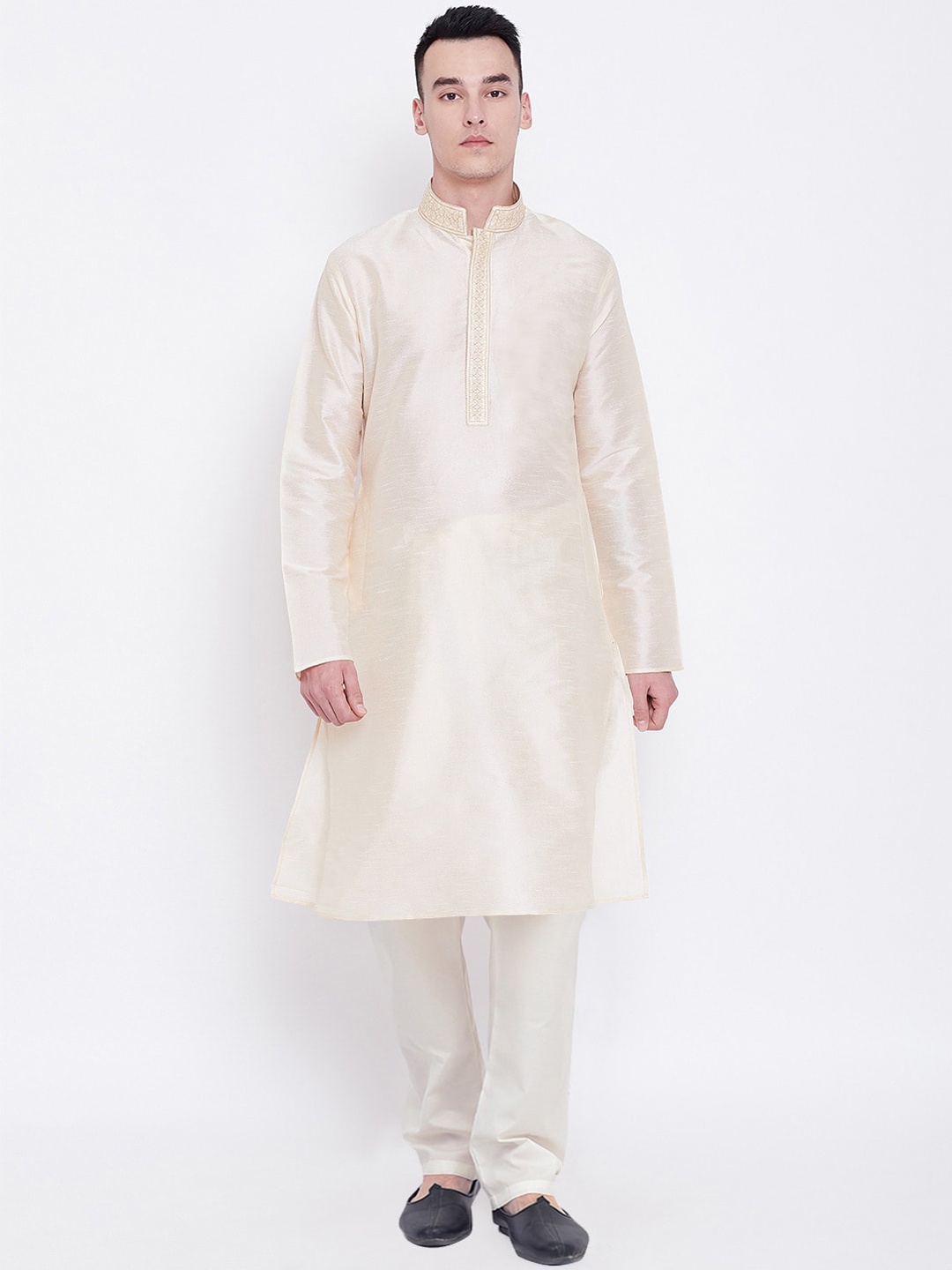 

SG LEMAN Men Cream-Coloured & White Raw Silk Kurta With Pyjamas