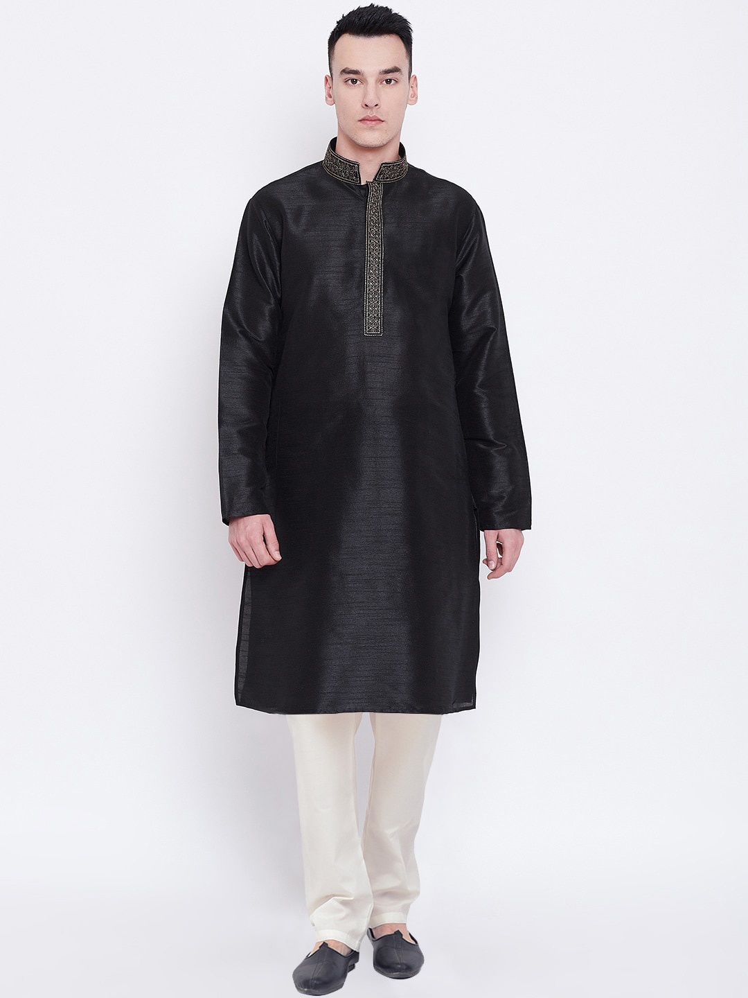 

SG LEMAN Men Black Thread Work Raw Silk Kurta with Churidar