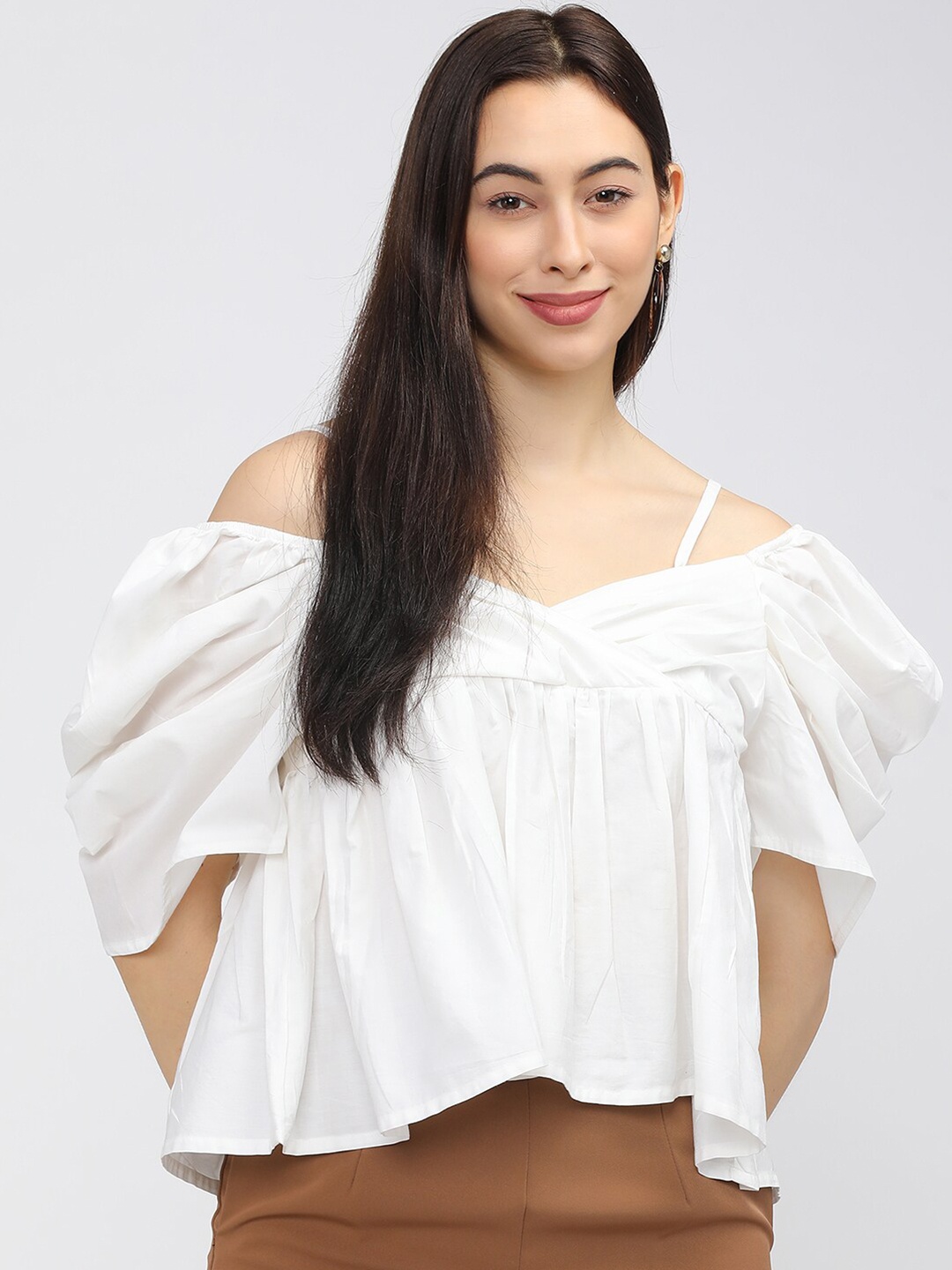 

Tokyo Talkies Women White Off-Shoulder Bardot Top