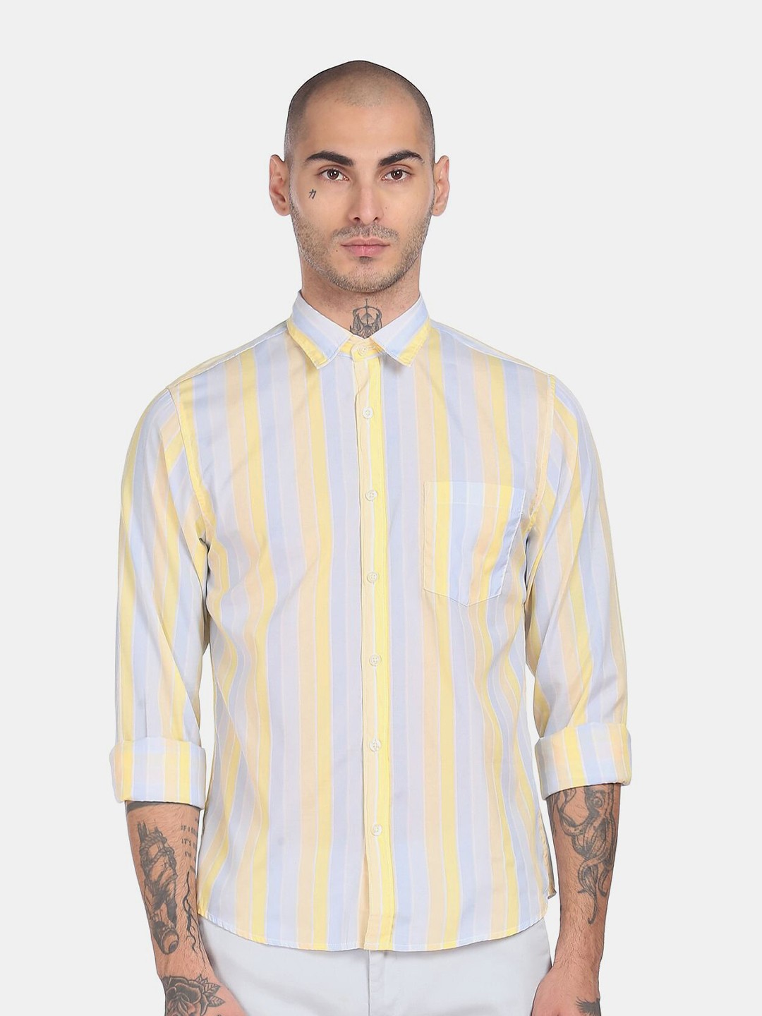 

Ruggers Men Blue Striped Casual Shirt